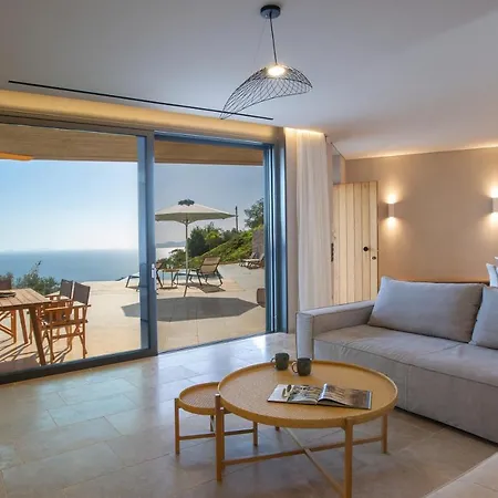 Blooms Of Bay - Luxury With Private Heated Pool Szívota