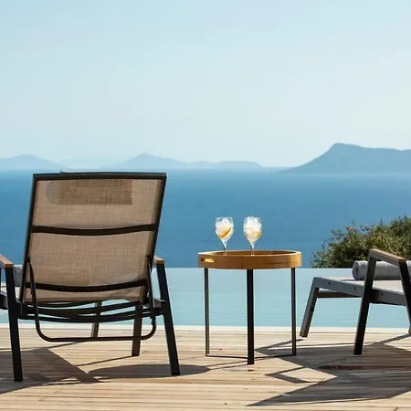 Blooms Of Bay - Luxury With Private Heated Pool